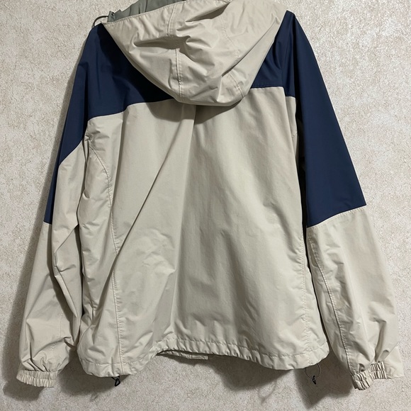 Sorel Omni-Tech waterproof jacket. - Picture 2 of 8